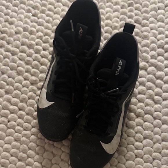 Men’s football cleats - Picture 1 of 3